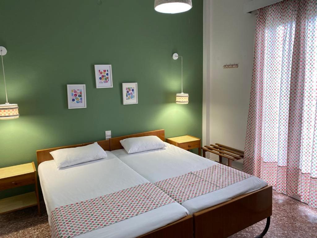 Thalia Hotel Kamena Vourla Exterior photo